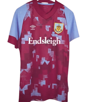 Burnley 22-23   1º Equipación