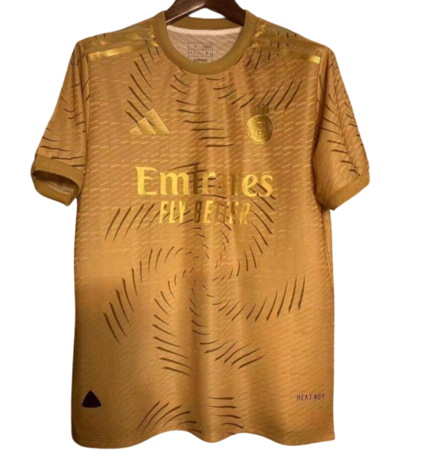 Real Madrid 2025 Edición Golden